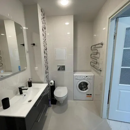 Modern Flat In Mai Διαμέρισμα