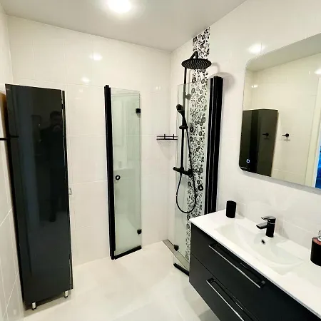 Διαμέρισμα Modern Flat In Mai *